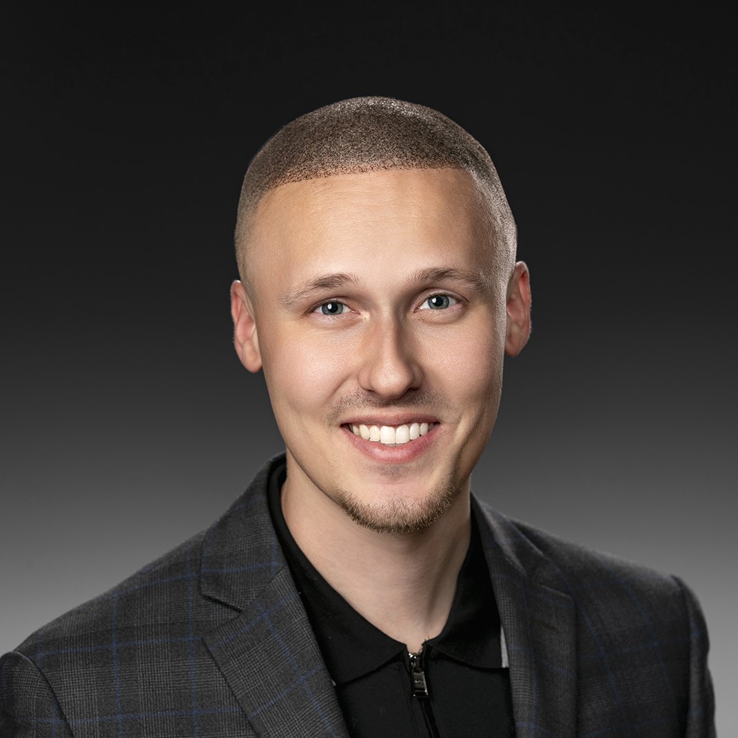 Colton Parker headshot